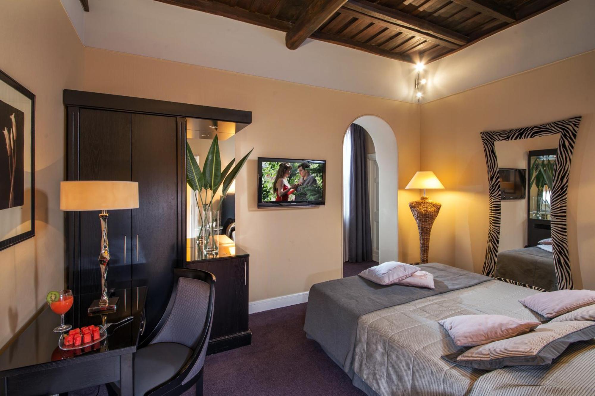 Gasthuis The At The Spanish Steps Luxury Collection - Condotti Rome